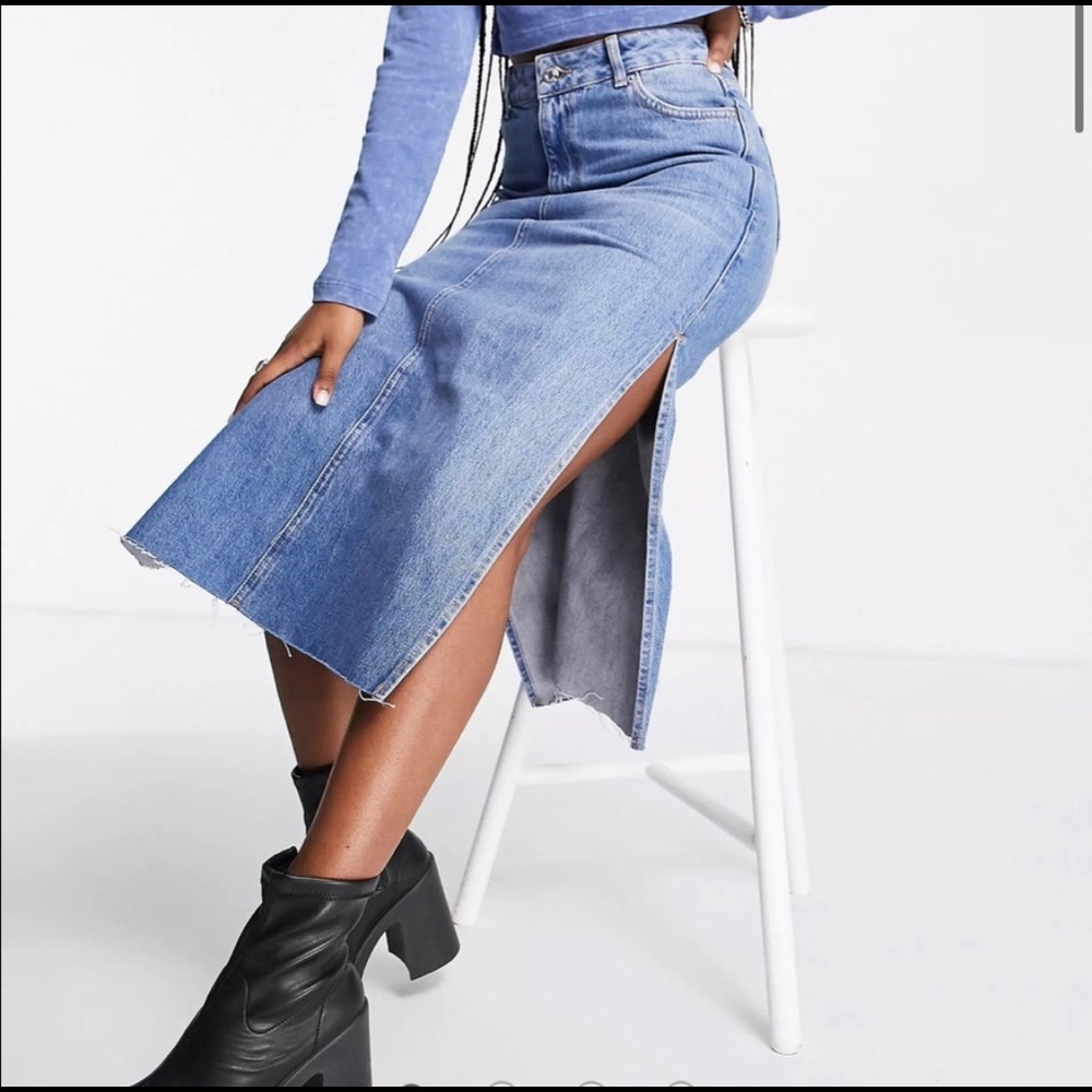 Topshop denim skirt Size 6